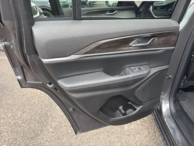 Used 2026 Gray Jeep Altitude image 15
