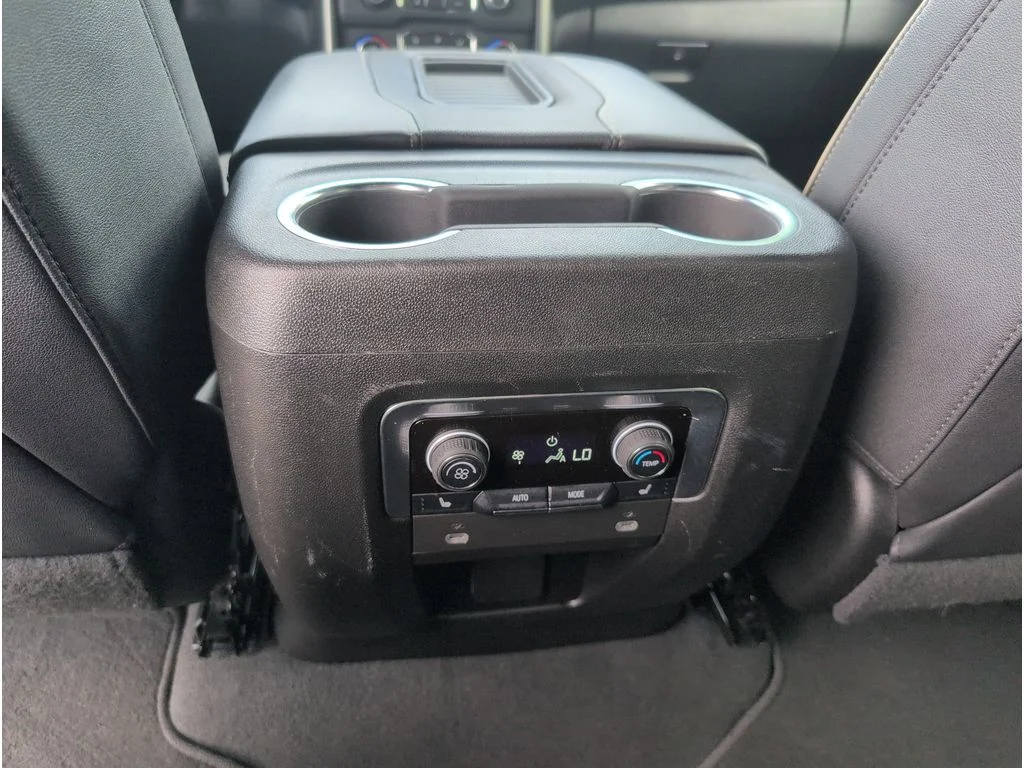 Used 2023 WHITE Chevrolet 2WD 4dr Premier image 34