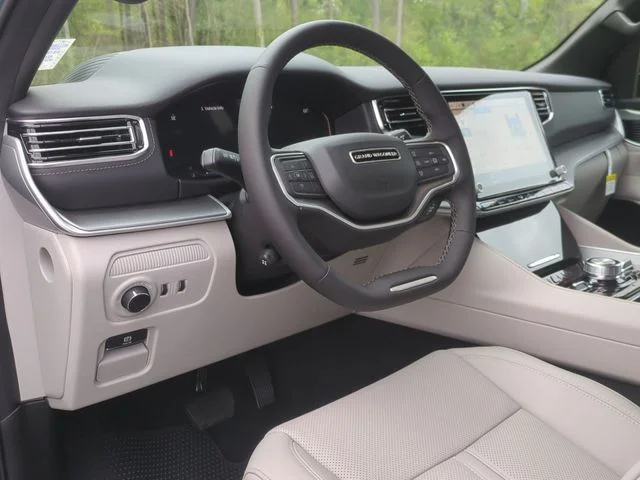 New 2026 Steel Blue Exterior Paint Jeep Limited Reserve image 29