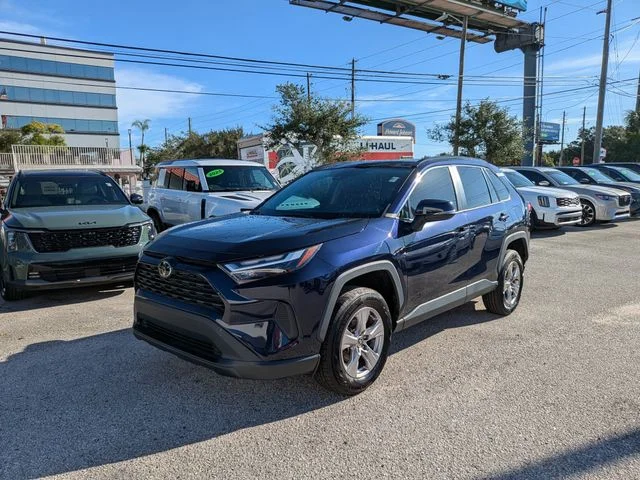 Used 2023  Toyota XLE image 2