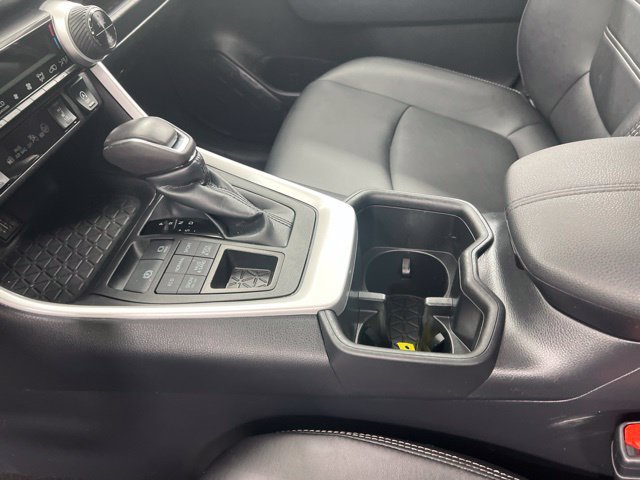 Used 2025 Black Toyota XLE Premium image 15