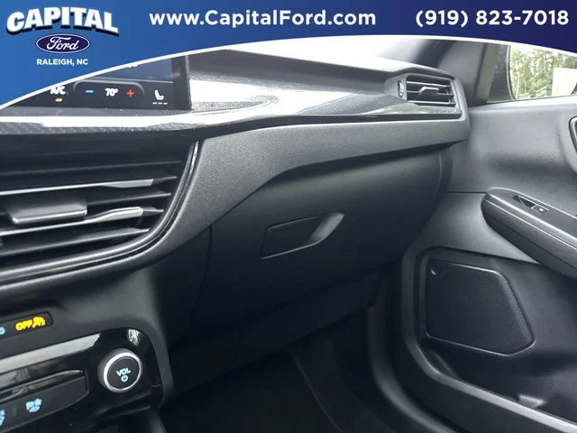 Used 2023 Silver Ford ST-Line image 28