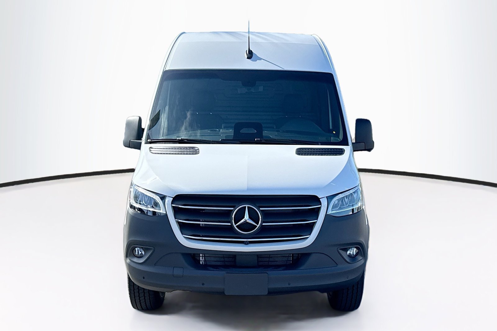 New 2026 Arctic White Mercedes-Benz  image 2