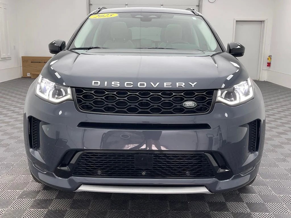 Used 2025 Varesine Blue Metallic Land Rover S image 15