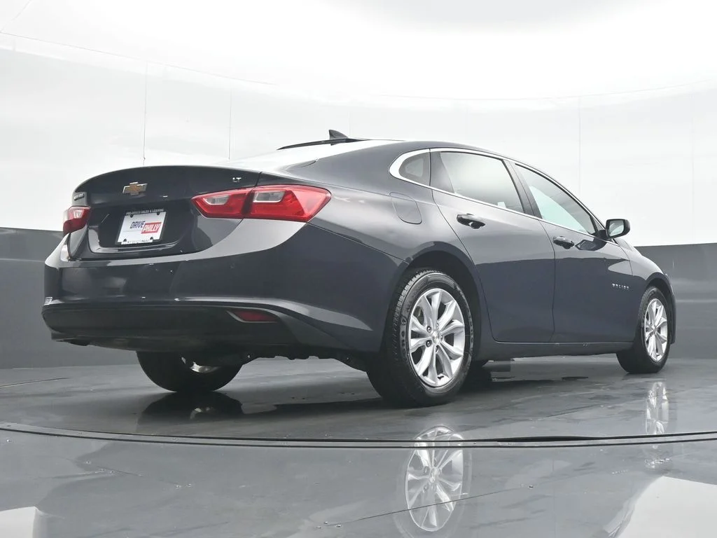 Used 2025 Black Chevrolet LT image 30