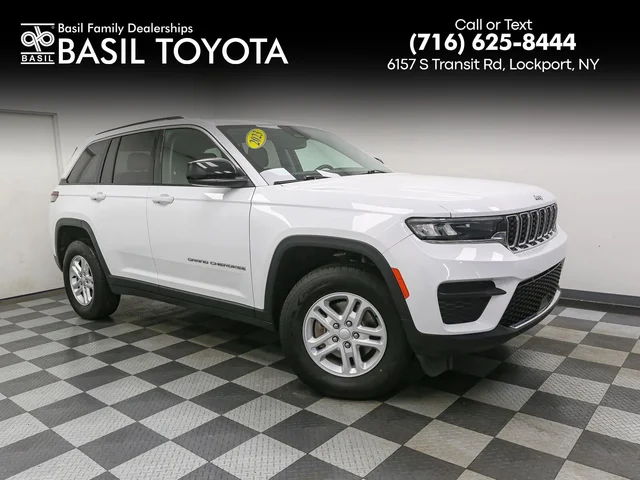 2023 Jeep Grand Cherokee Laredo