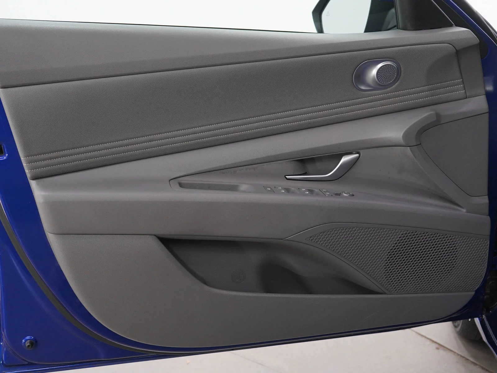 Used 2023 Intense Blue Hyundai SEL image 19