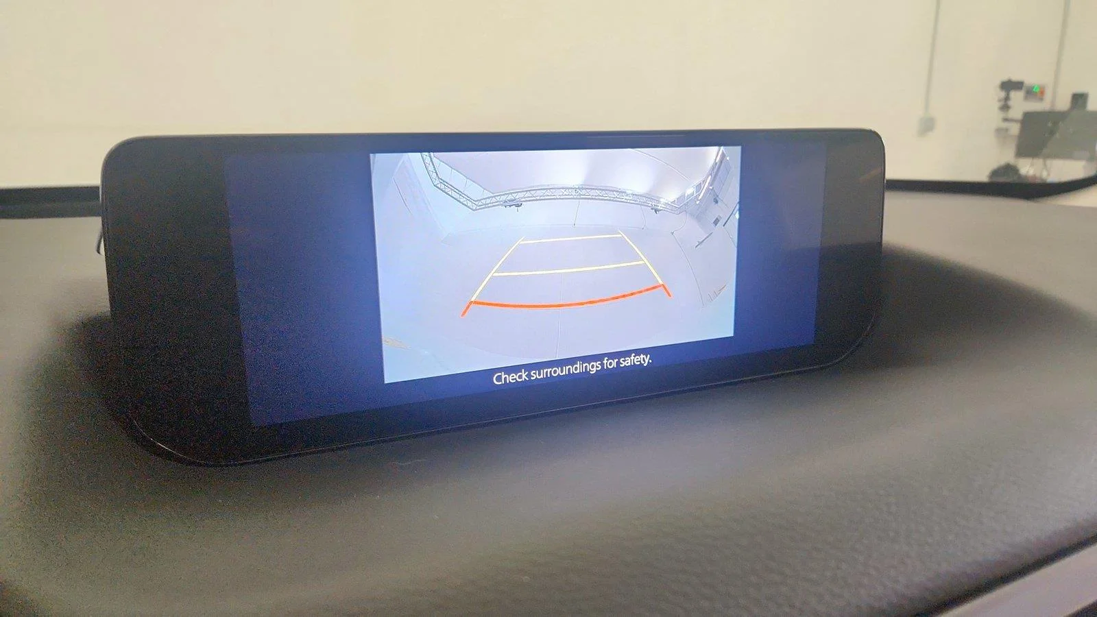 Used 2025 Wind Chill Pearl Mazda Premium Package image 21