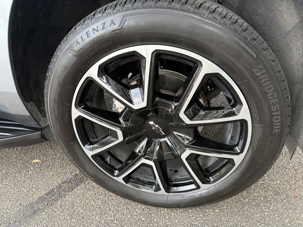 Used 2023 Gray Chevrolet RST image 9