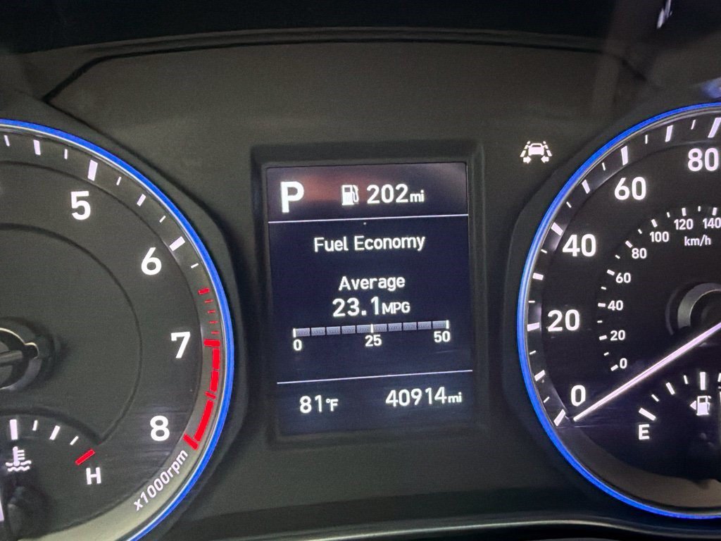 Used 2021 Ultra Black Hyundai SEL image 13