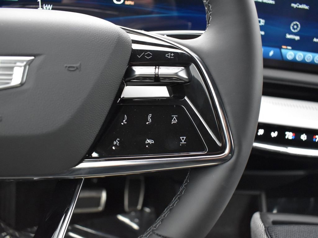 2026 CADILLAC OPTIQ - Image 17