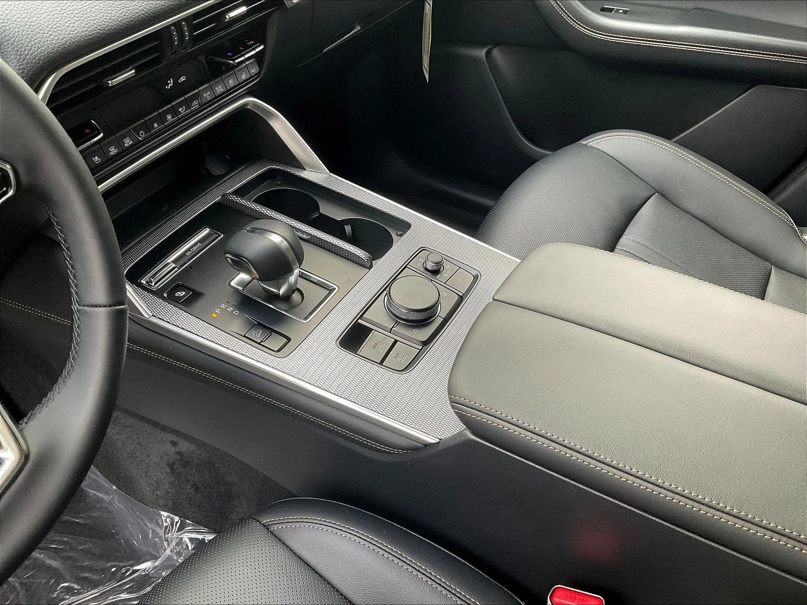 2026 Mazda CX-90 Premium Package - Photo 18