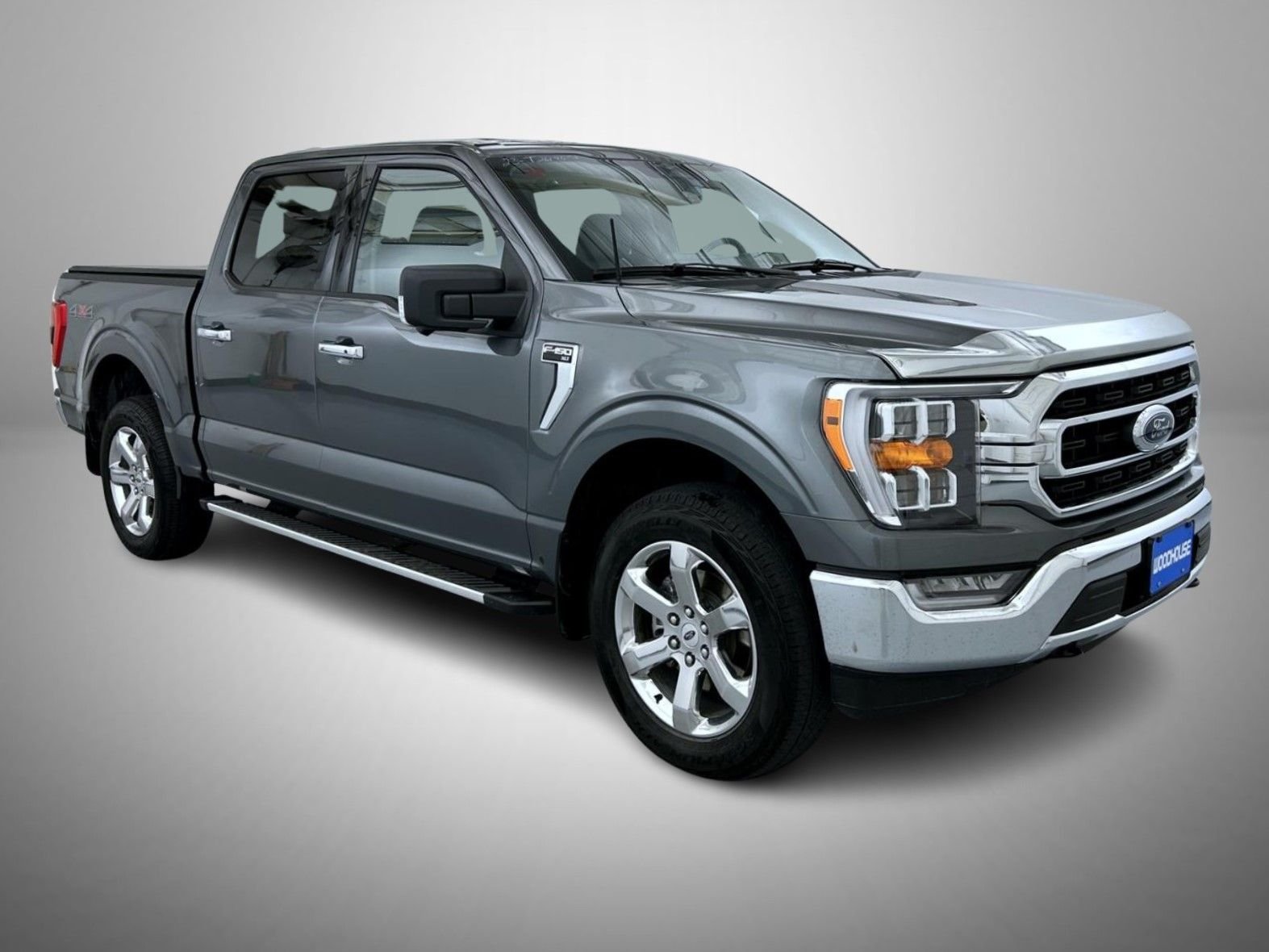 Used 2023 Gray Ford XLT image 3