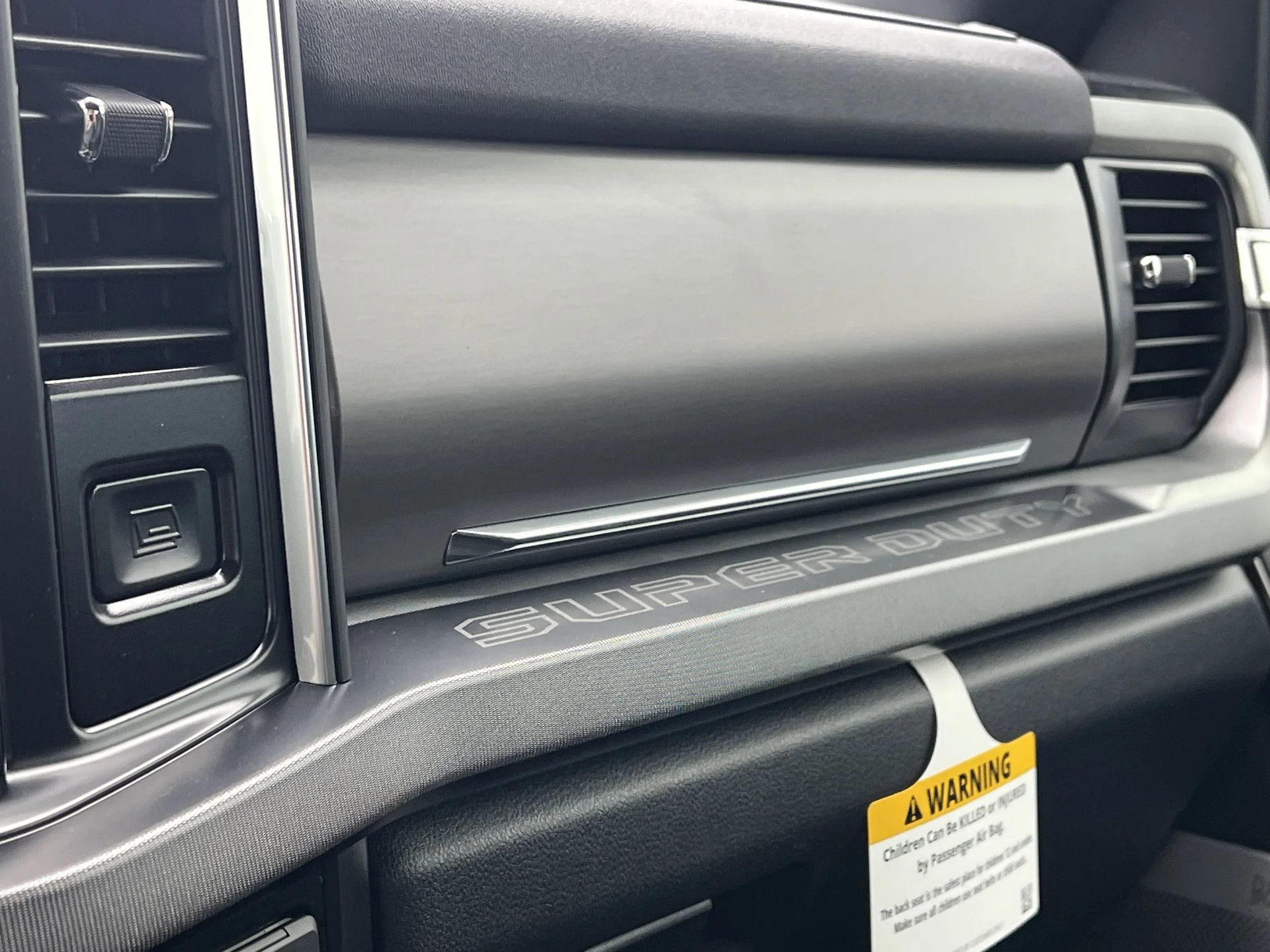 2026 Ford F-350 Super Duty Platinum - Photo 12