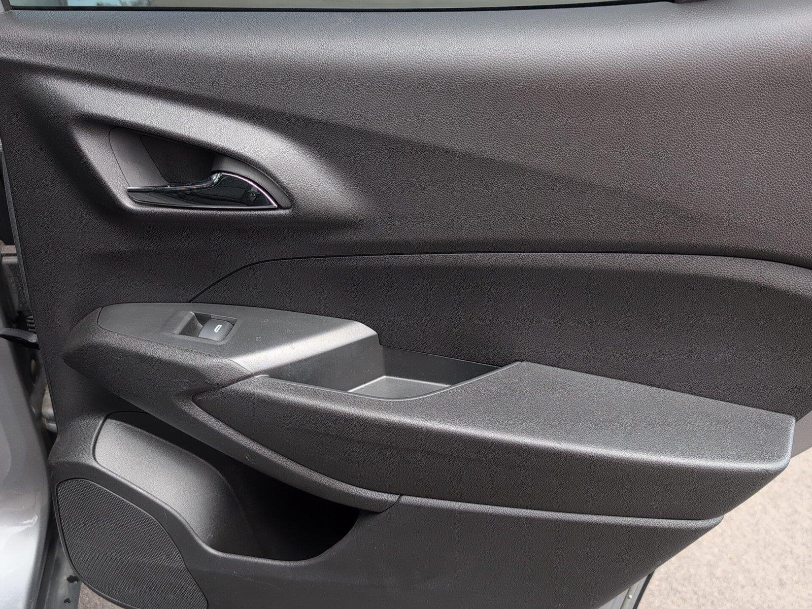 Used 2025 Sterling Gray Metallic Chevrolet LT image 36
