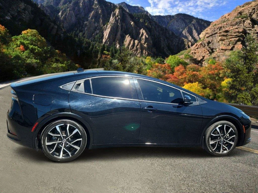 Used 2024 Midnight Black Metallic Toyota XSE Premium image 2