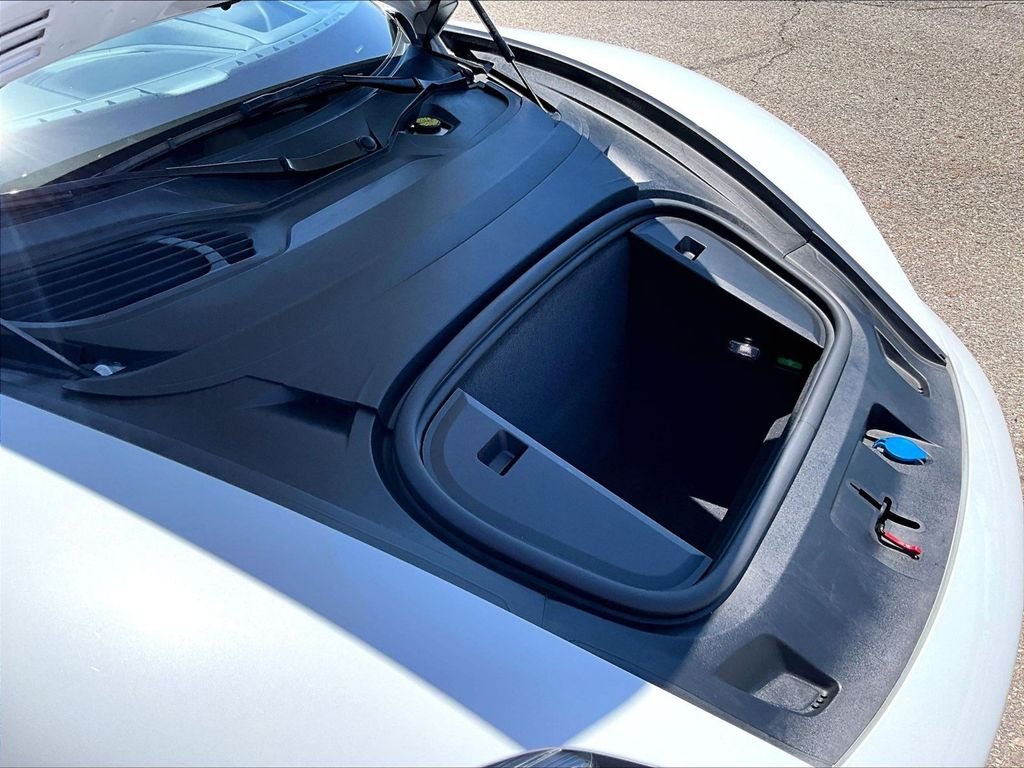 Used 2023 White Porsche  image 24