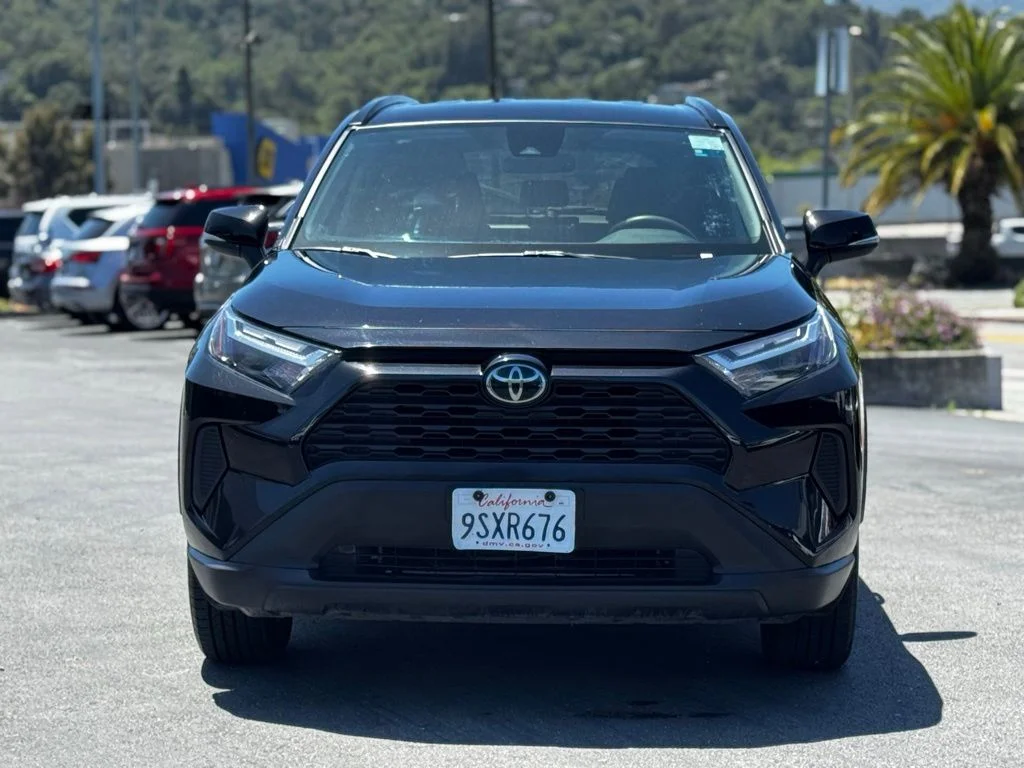 Used 2025 Black Toyota XLE image 9