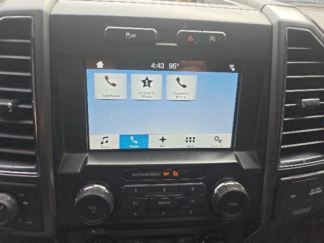 Used 2017 White Ford XLT image 10