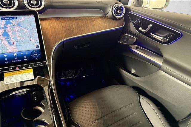 New 2026 Polar White Mercedes-Benz GLC 300 image 49