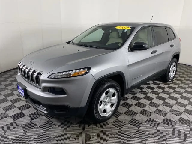 Used 2017 Silver Jeep Sport image 9