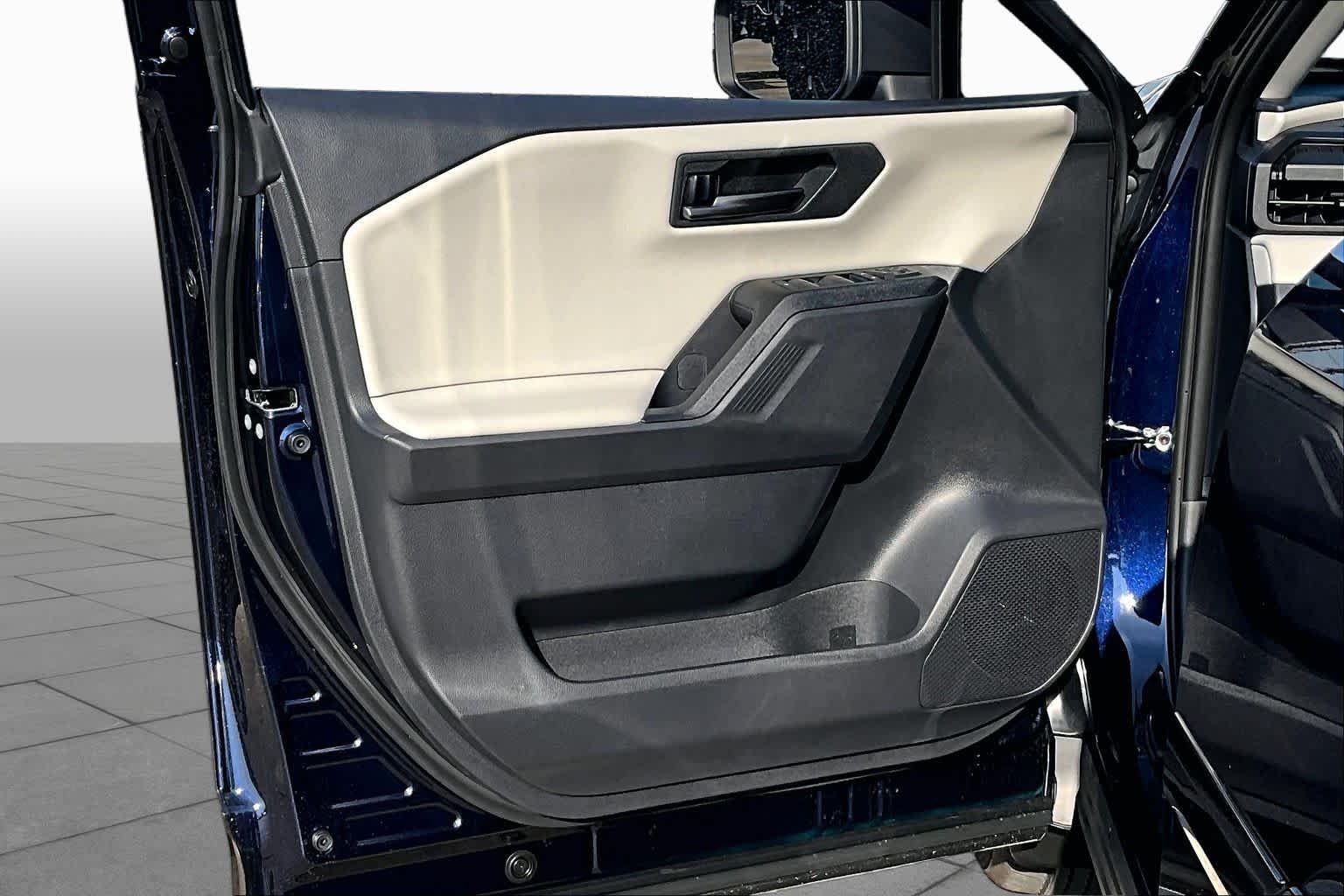 New 2026 Blueprint Toyota XLE Premium image 16