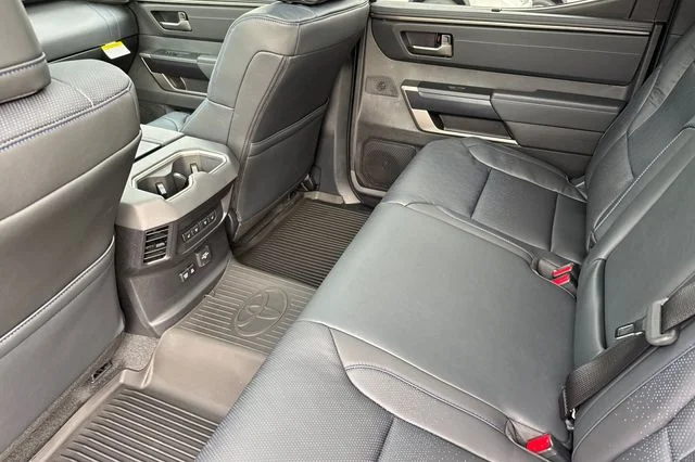 2026 Toyota Tundra Platinum - Photo 13