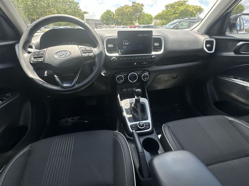 Used 2024 Lunar White Hyundai Limited image 16