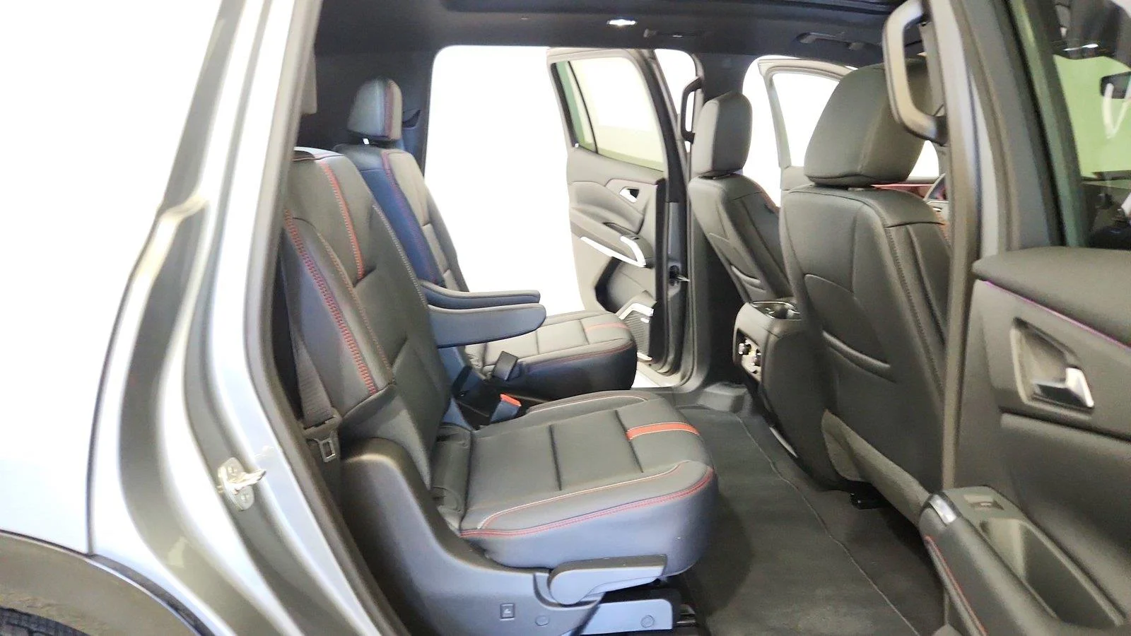 2026 Chevrolet Traverse RS - Photo 29