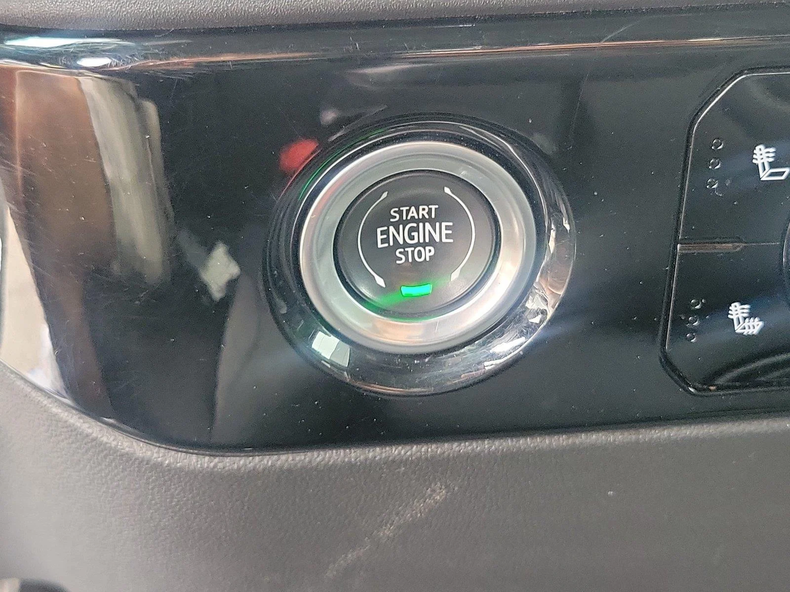 Used 2023 Summit White Chevrolet LT (2FL) image 33
