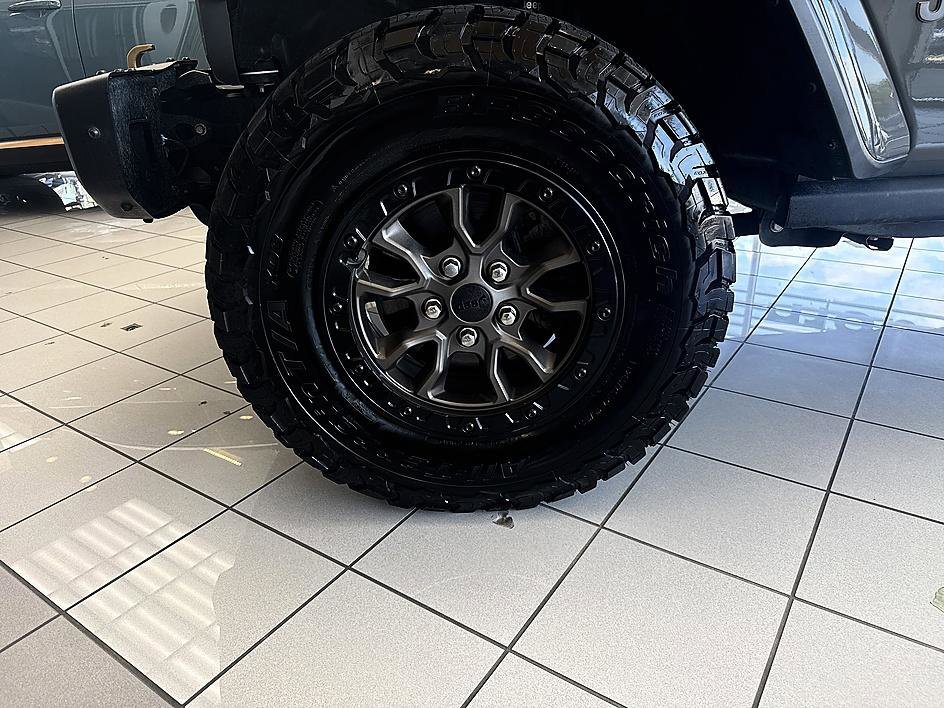 Used 2021 Sting-Gray Clearcoat Jeep Unlimited Rubicon 392 image 9