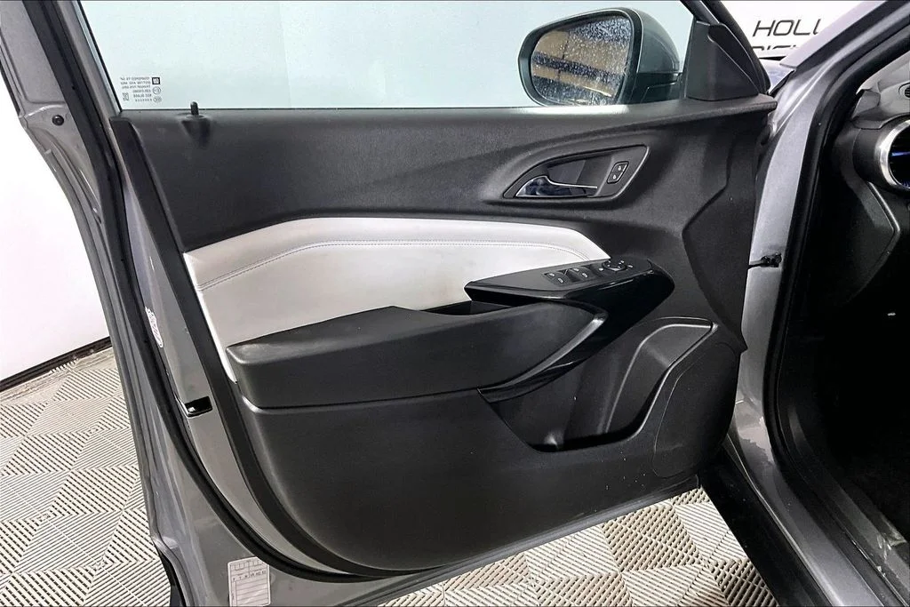 Certified Used 2025 Sterling Gray Metallic Chevrolet LT image 18