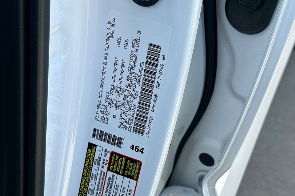 2025 Toyota Tacoma SR5 - Photo 19