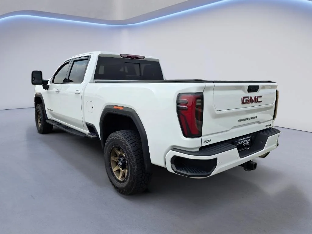 Used 2024 Summit White GMC AT4 image 3