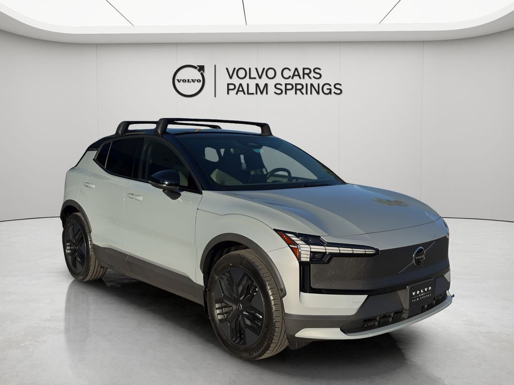 2026 Volvo EX30 Twin Motor Cross Country Ultra's photo