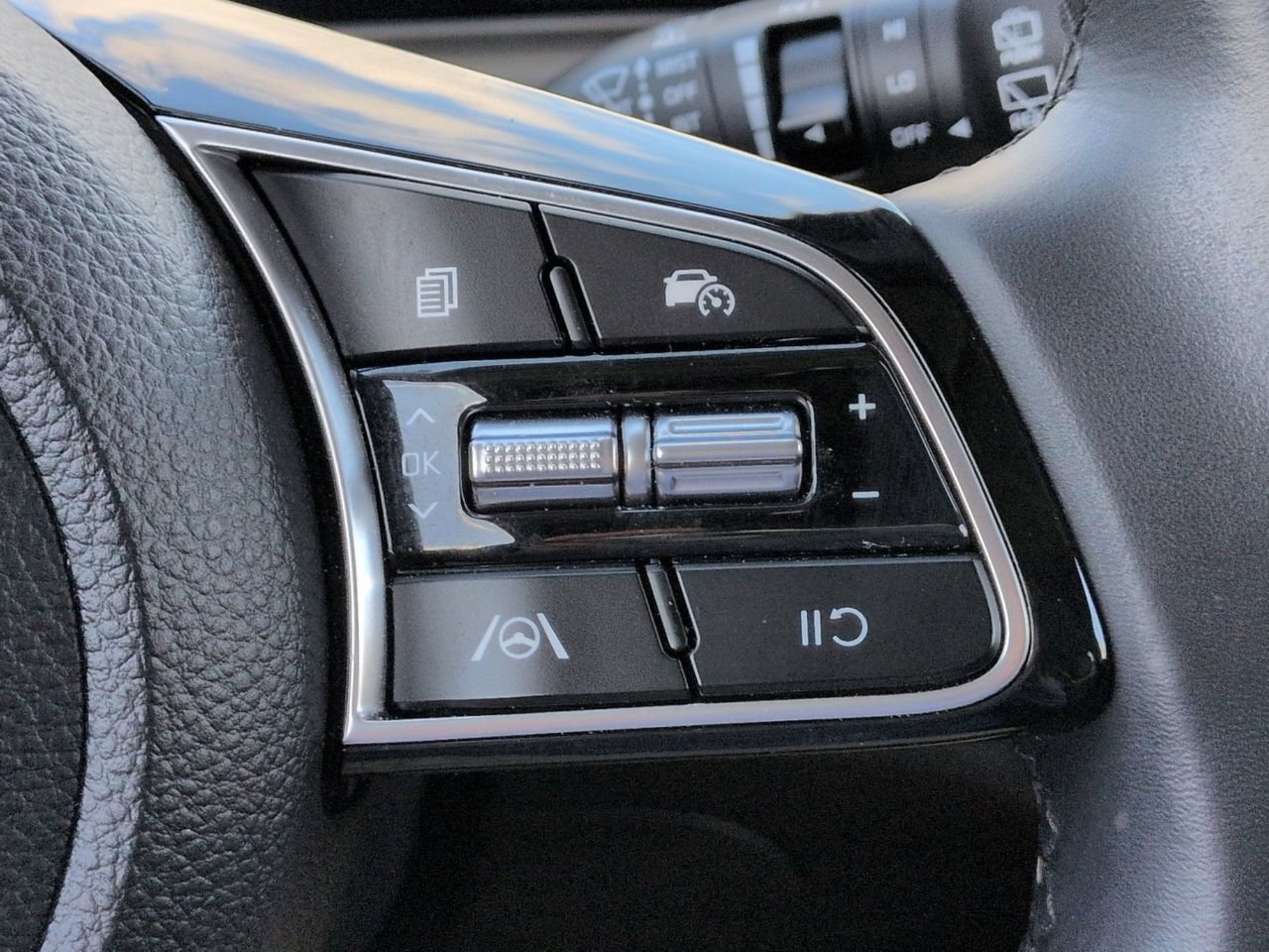 Certified Used 2024 Gravity Gray Kia S image 24