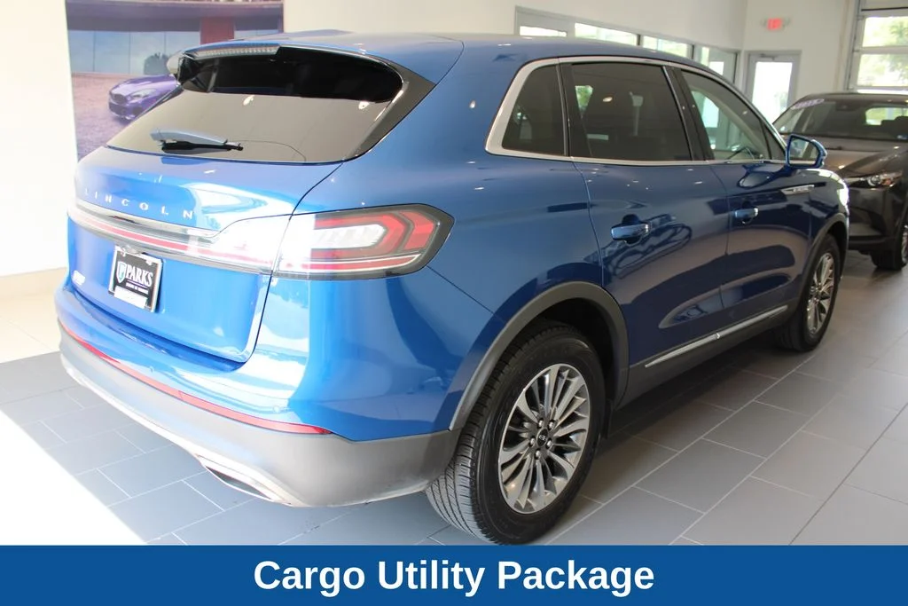Used 2021 Blue Lincoln Reserve image 20