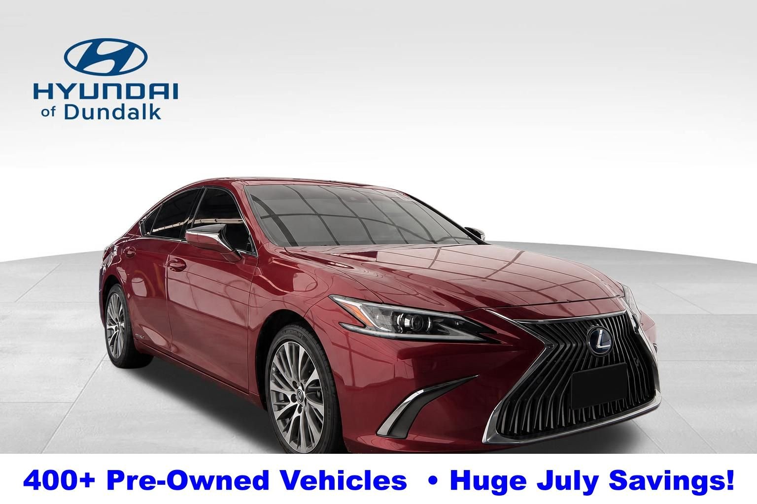 2021 Lexus ES 300h 300h's photo