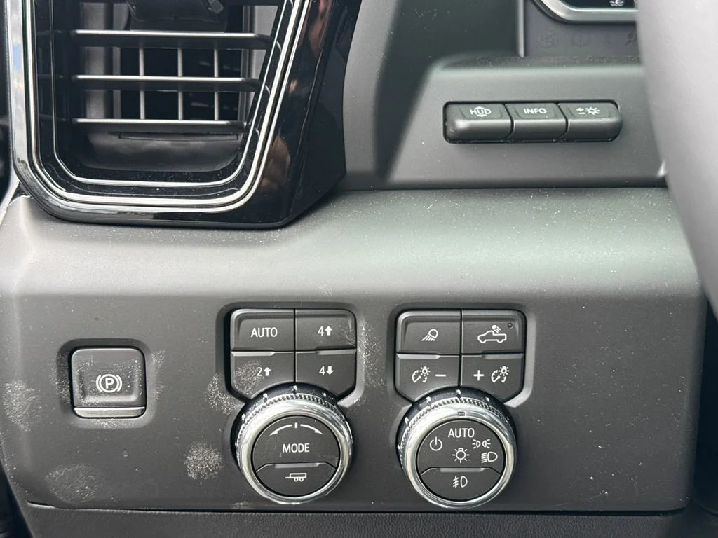 New 2026 Onyx Black GMC AT4X image 21