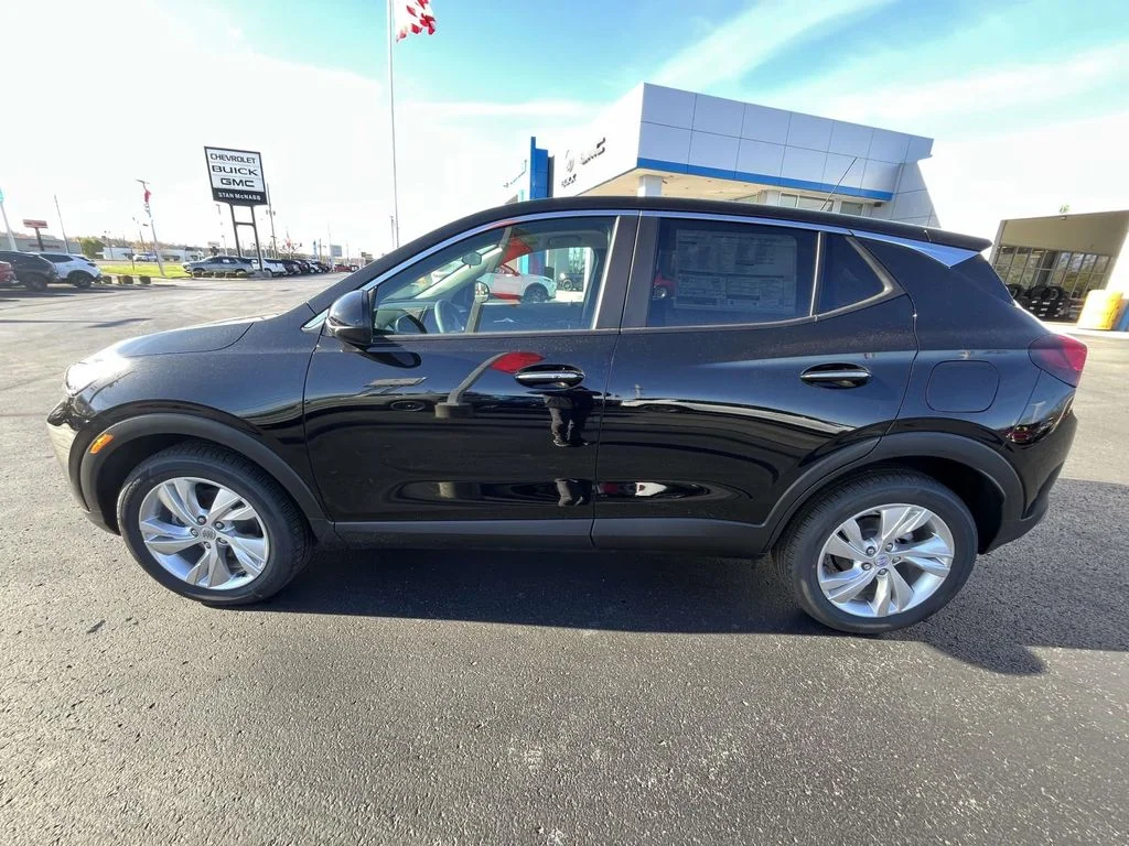 New 2026 Ebony Twilight Metallic Buick Preferred image 4