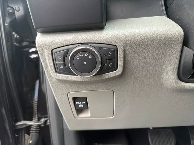 Used 2019  Ford XL image 15