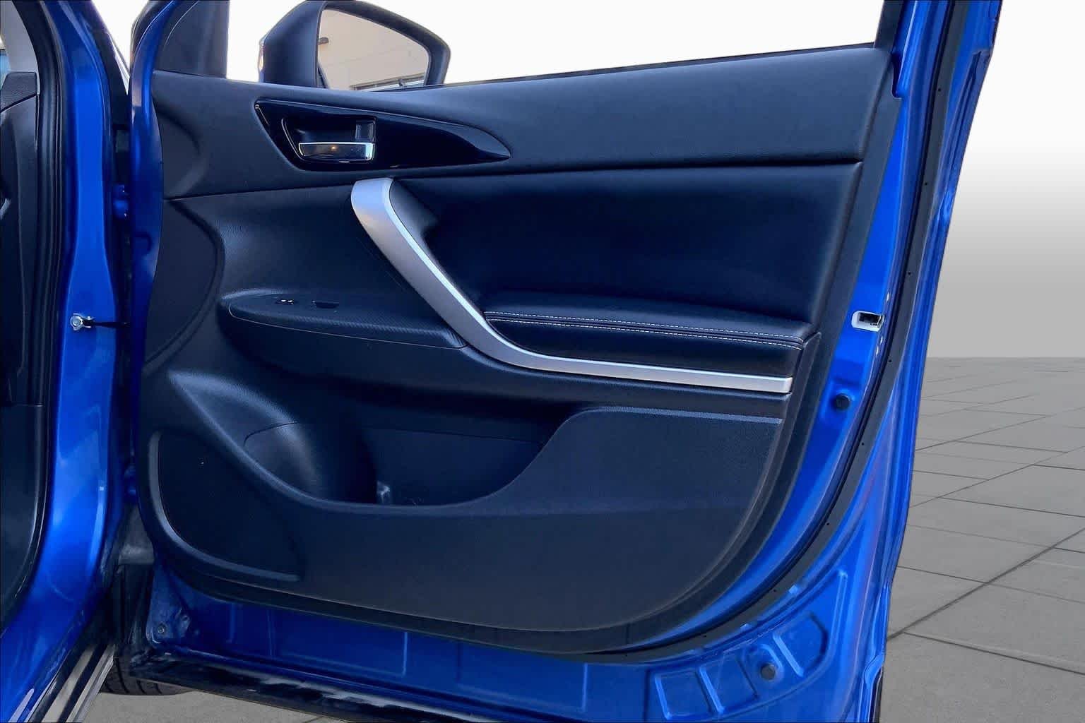 Used 2024 Lightning Blue Mitsubishi SE image 23