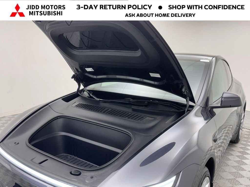 Used 2026 Stealth Gray Tesla Long Range image 37