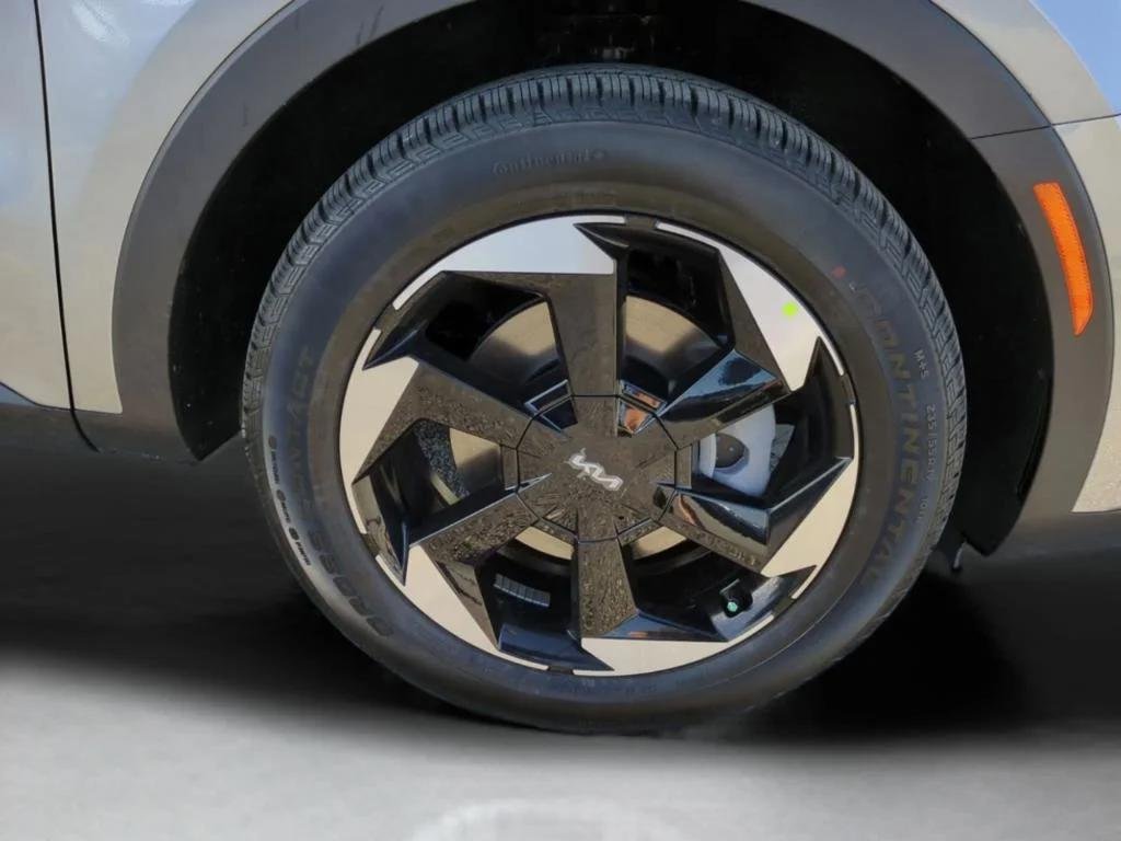 New 2026 Steel Gray Kia EX image 11
