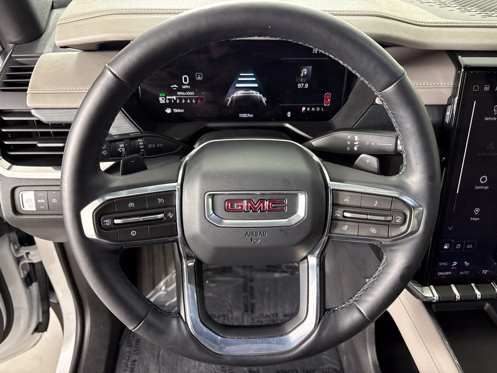 Used 2026 White GMC Elevation image 39