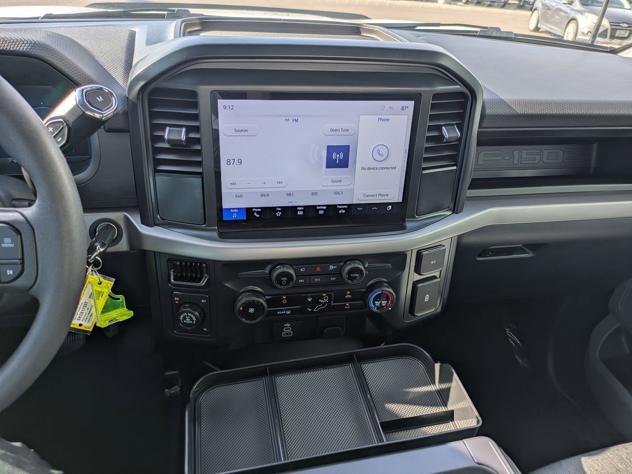 Used 2025 Oxford White Ford XL image 24