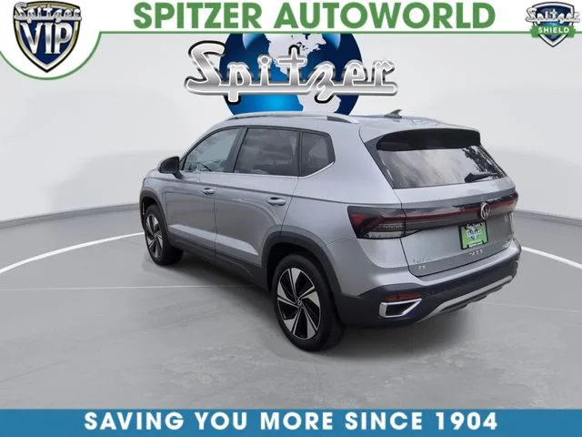 Used 2025  Volkswagen 1.5T SE image 7