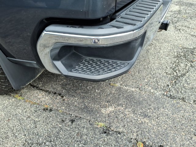Used 2020 Gray Chevrolet LT image 15
