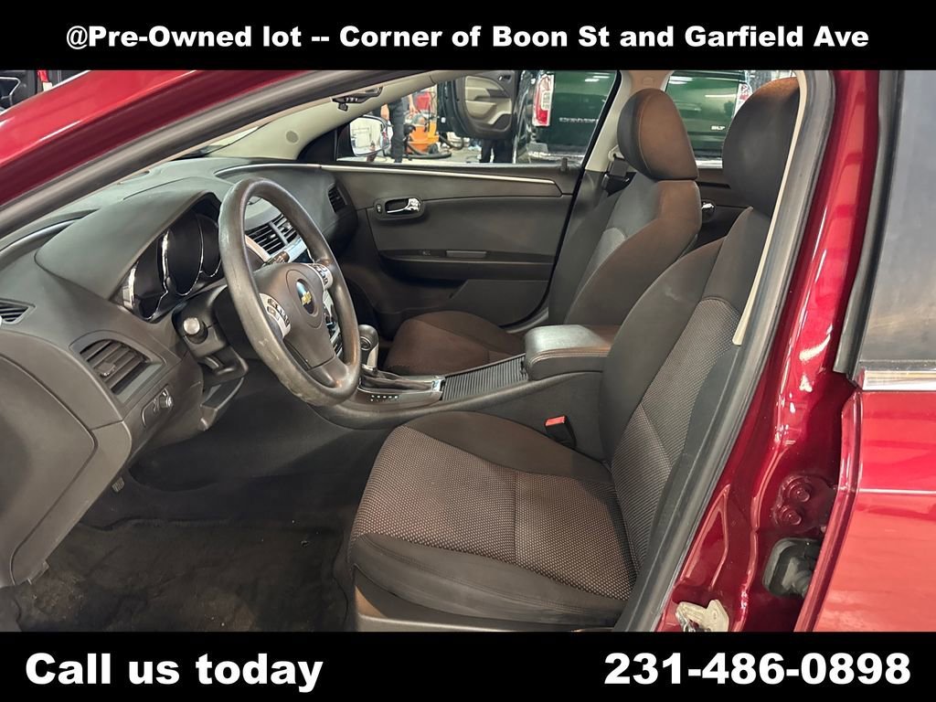 Used 2011 Red Jewel Tintcoat Chevrolet LT w/1LT image 14