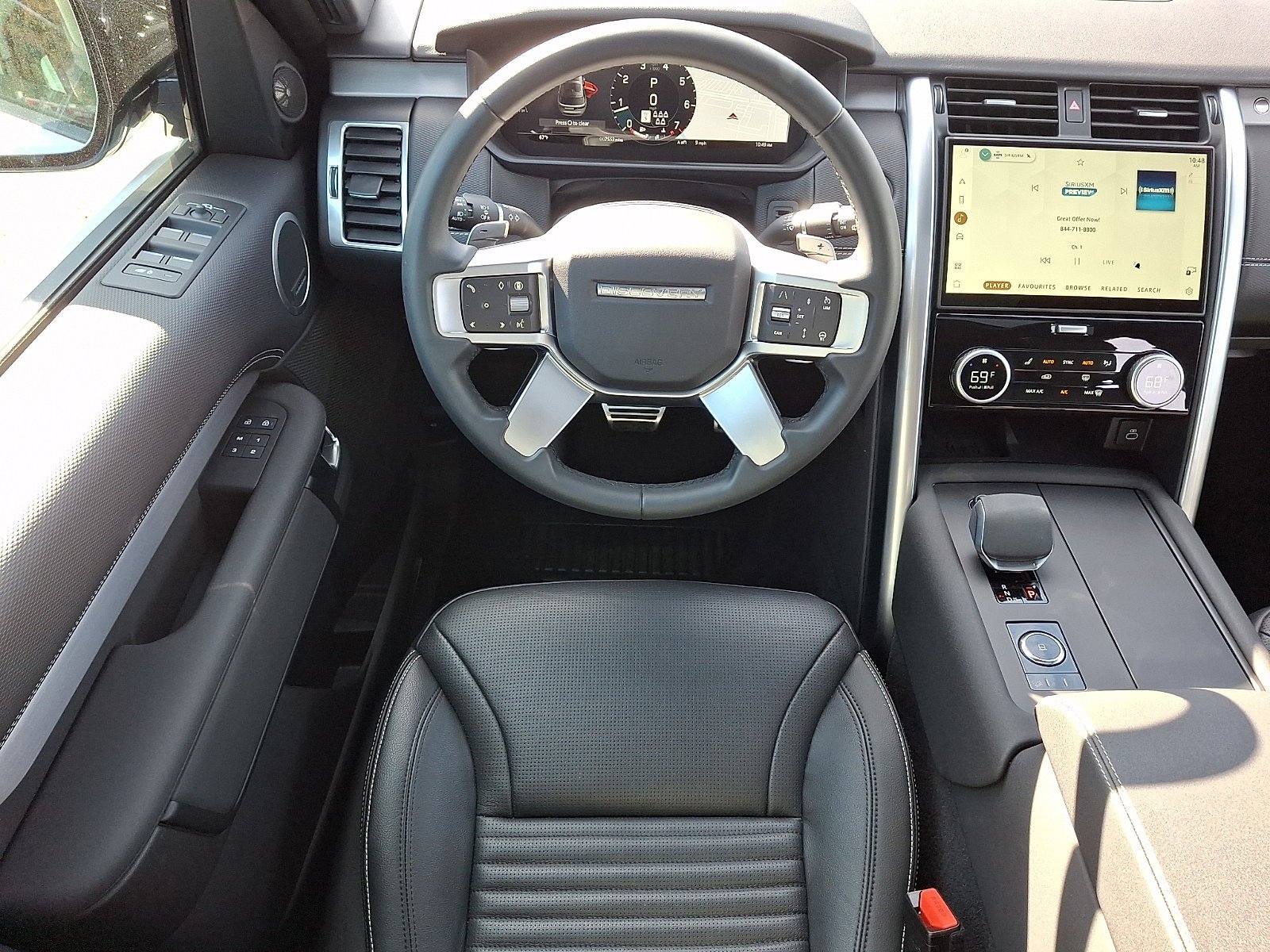 Used 2025 Fuji White   1Aa Land Rover Dynamic SE image 22